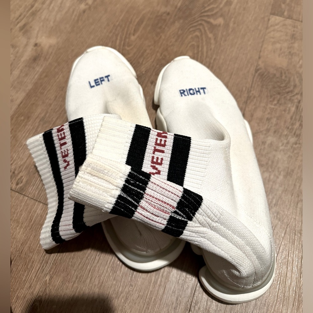 VETEMENTS sock sneaker